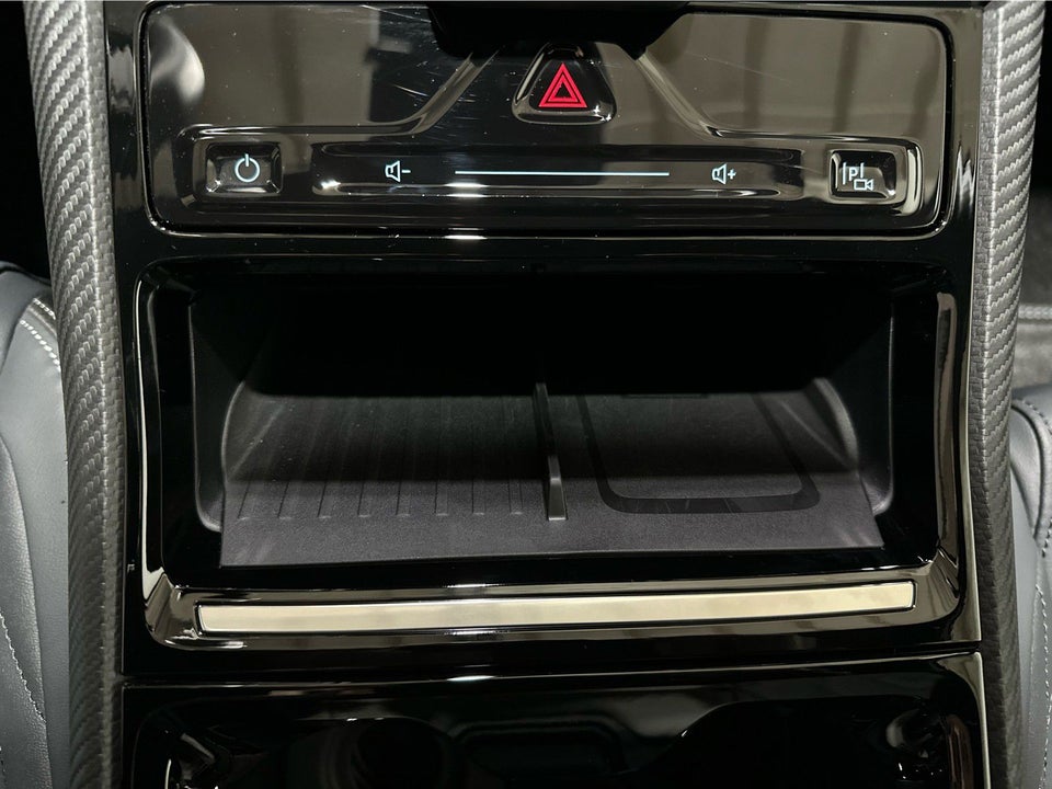 Ford Capri 82 Premium Extended Range 5d