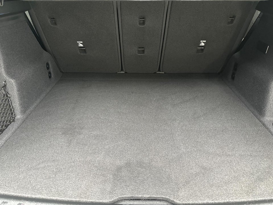 BMW iX1 eDrive20 X-Line 5d