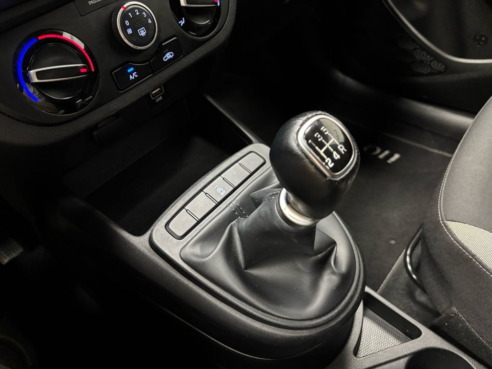 Hyundai i10 1,0 MPi Essential 5d