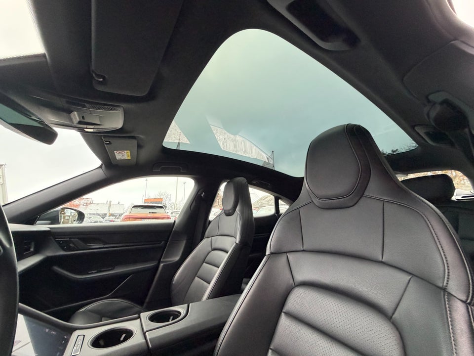 Porsche Taycan 4S Performance+ 4d