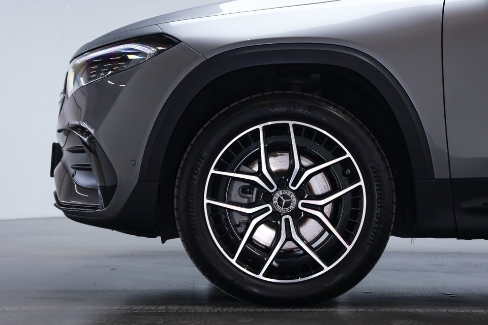 Mercedes EQB300 AMG Line 4Matic 5d