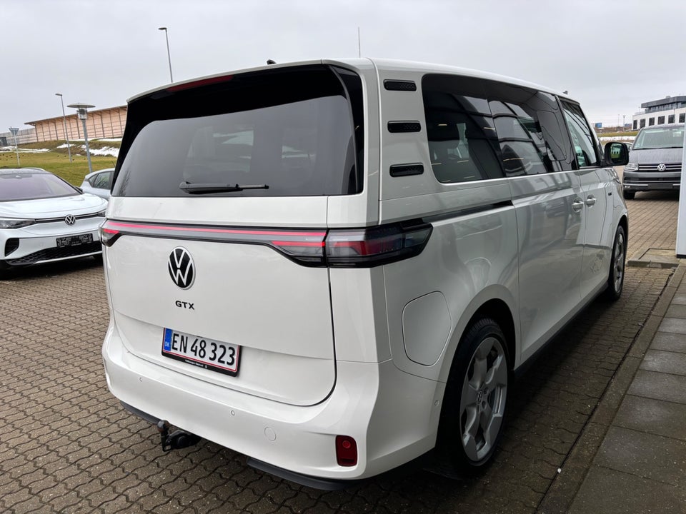 VW ID.Buzz 86 GTX 4Motion 7prs LWB 5d
