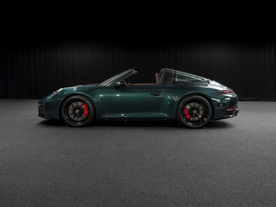 Porsche 911 Targa 4 GTS 3,6 PDK 2d
