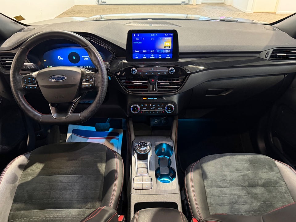 Ford Kuga 2,5 PHEV ST-Line X CVT 5d