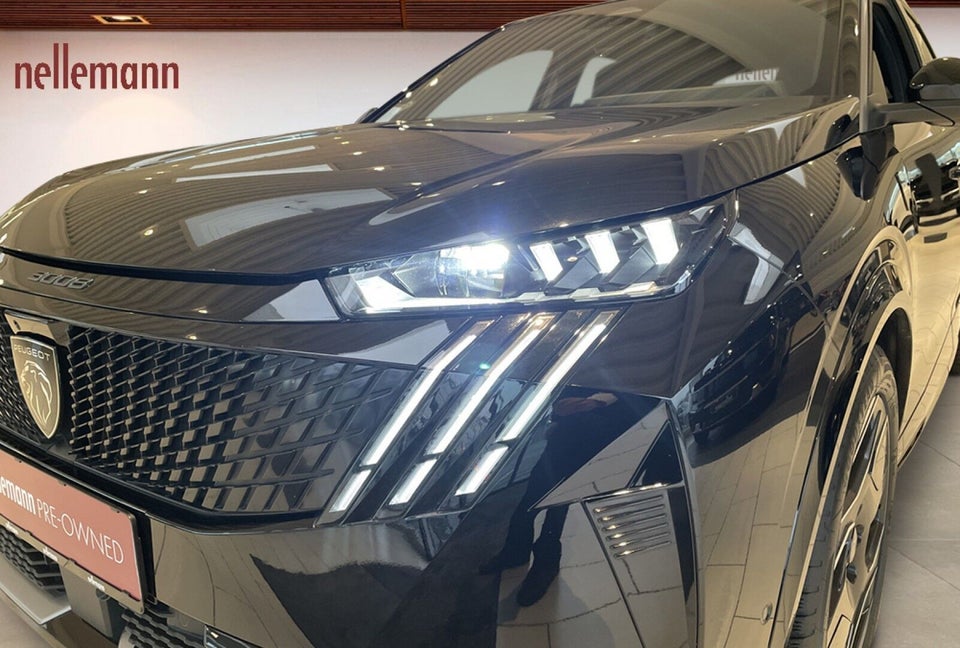 Peugeot e-3008 77 GT Pack 5d