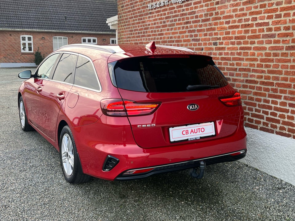 Kia Ceed 1,4 T-GDi Intro Edition SW DCT 5d