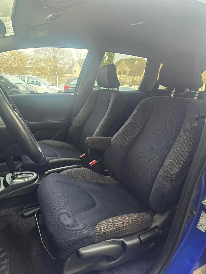 Honda Jazz 1,4 Elegance CVT 5d