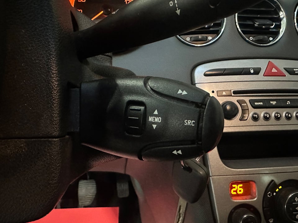 Peugeot 308 1,6 VTi Comfort+ 5d