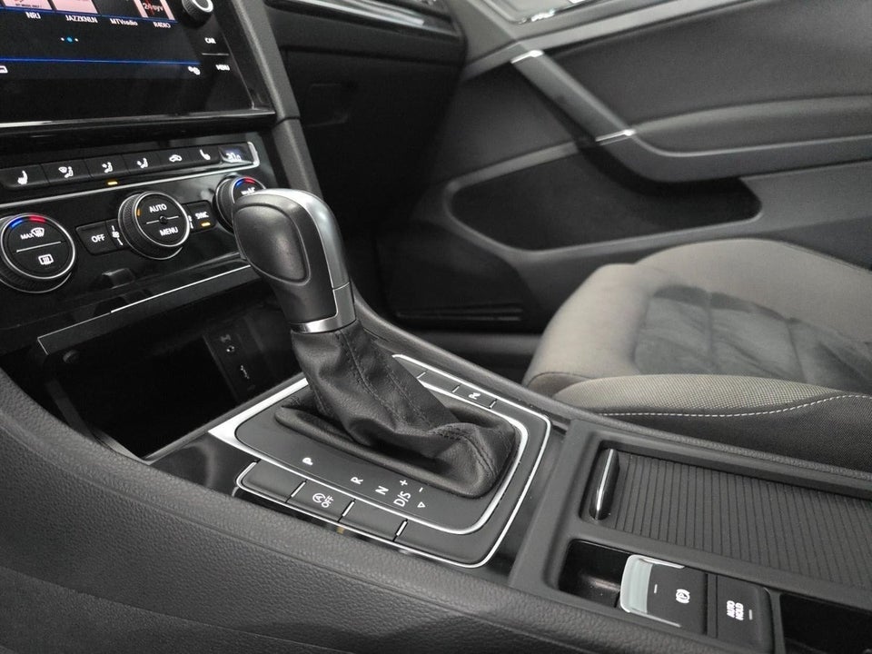 VW Golf VII 1,5 TSi 150 Highline DSG 5d