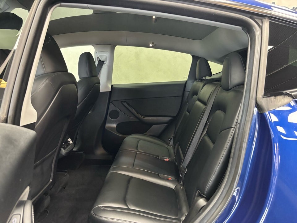 Tesla Model Y Long Range AWD 5d