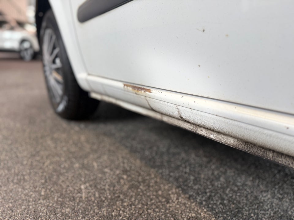 Mercedes Vito 116 2,2 CDi Standard L 4d