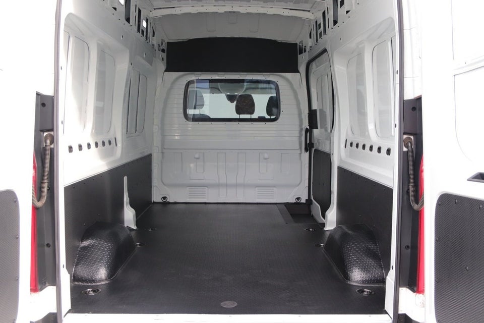 Maxus e-Deliver 9 88 L3H3 Kassevogn