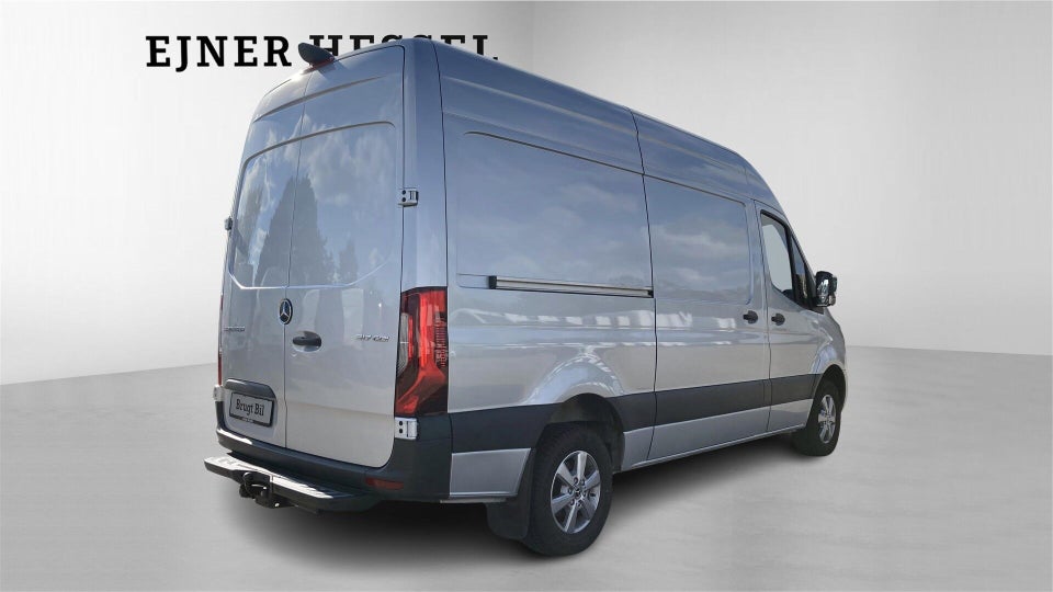 Mercedes Sprinter 317 2,0 CDi A2 Kassevogn aut. RWD