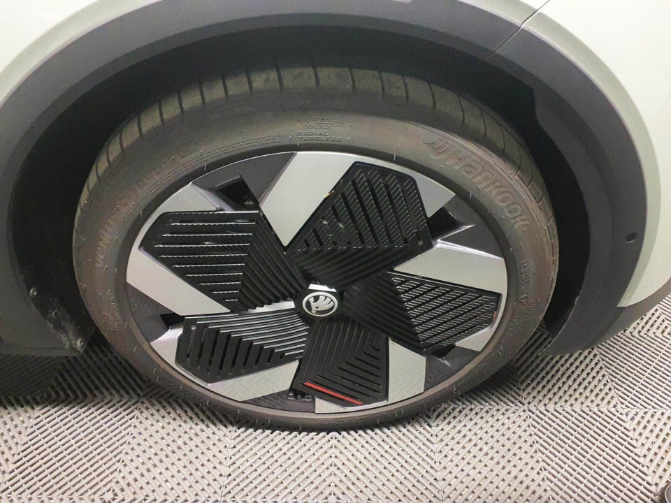 Skoda Elroq 85 iV First Edition 5d
