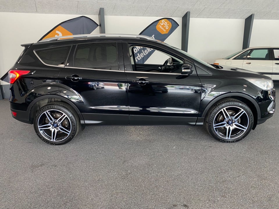 Ford Kuga 1,5 SCTi 150 Titanium 5d