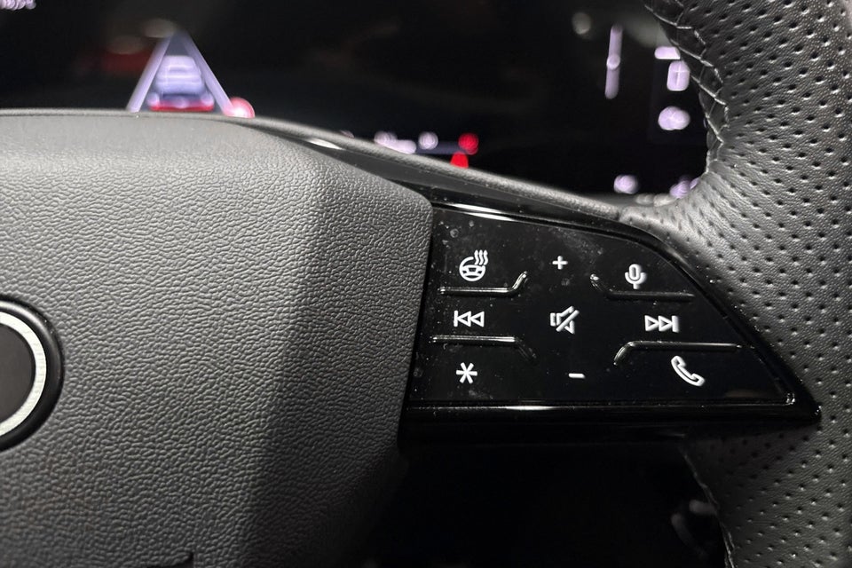 Audi Q6 e-tron Ultra quattro 5d