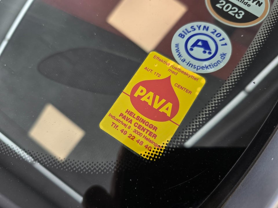 Peugeot 307 2,0 16V CC 2d