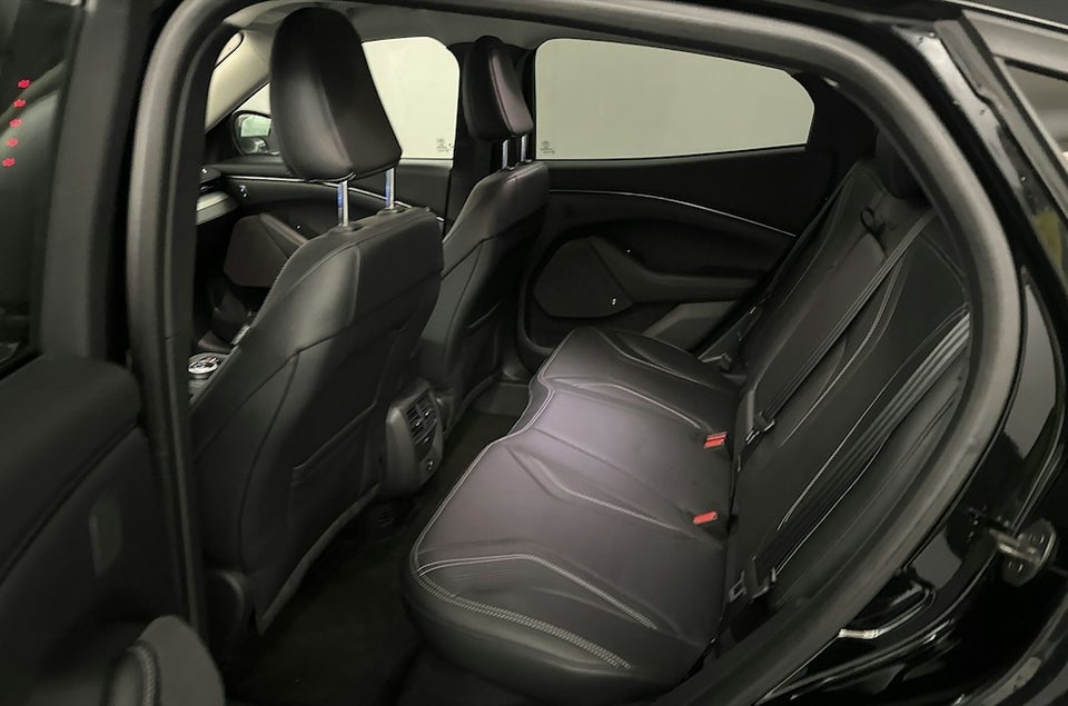 Ford Mustang Mach-E 75 Standard Range 5d