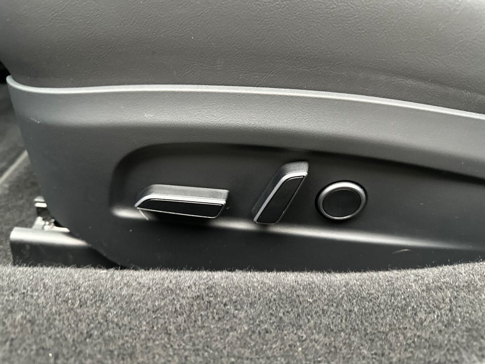 Tesla Model 3 RWD 4d