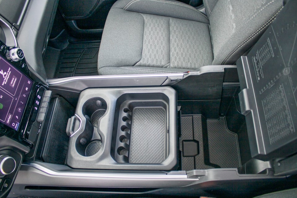 Dodge RAM 1500 3,0 Big Horn Night aut. 4d
