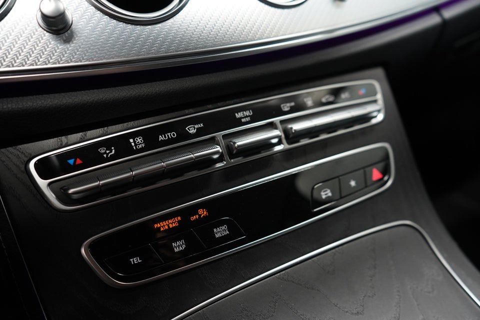 Mercedes E300 de 2,0 Avantgarde stc. aut. 5d