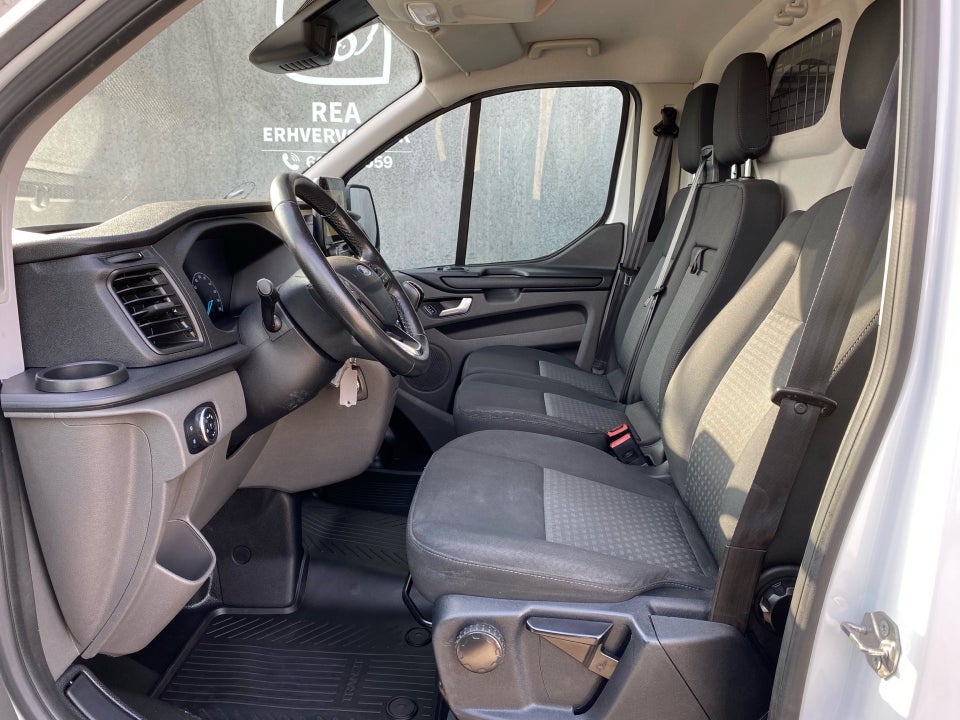 Ford Transit Custom 300 L2 2,0 TDCi 170 Trend