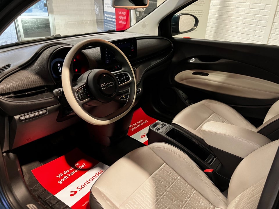 Fiat 500e 42 la Prima 3+1 4d