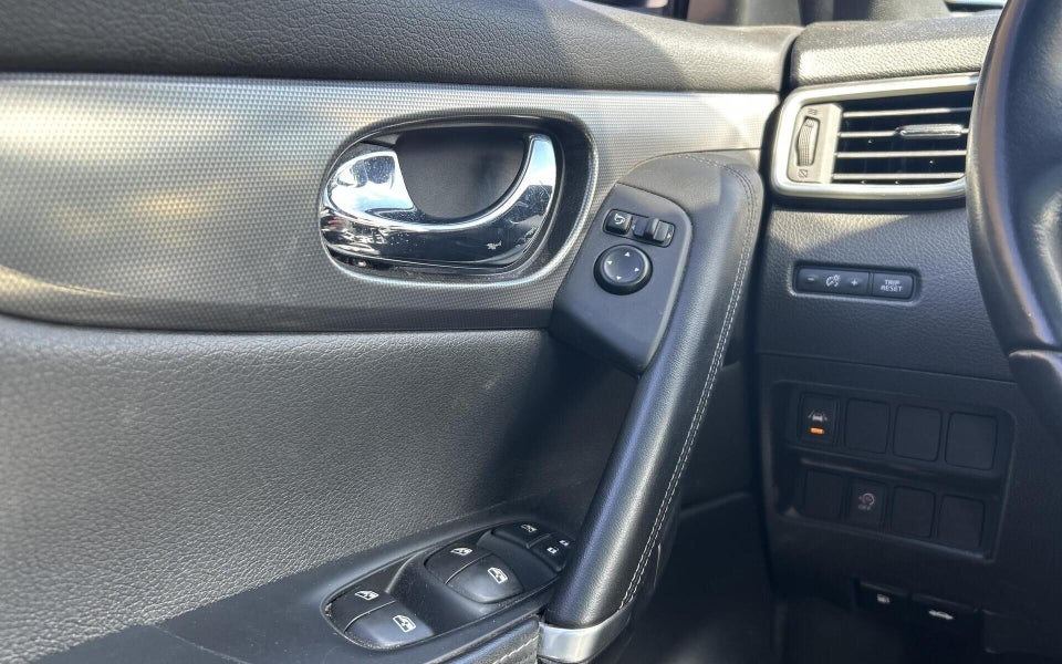 Nissan Qashqai 1,2 Dig-T 115 Tekna 5d