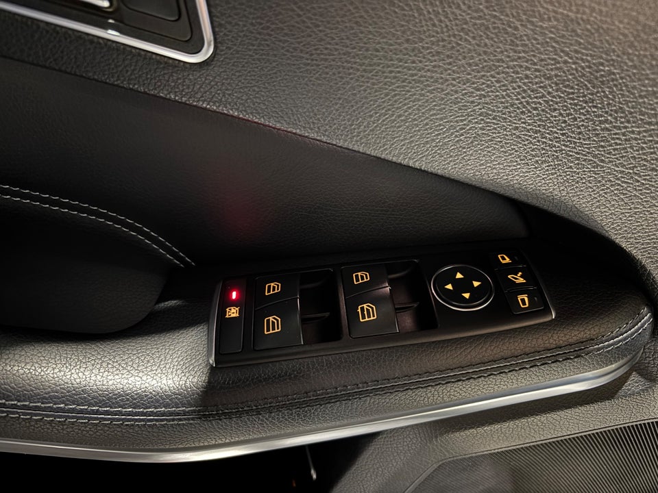 Mercedes E220 2,2 CDi Avantgarde stc. aut. 5d