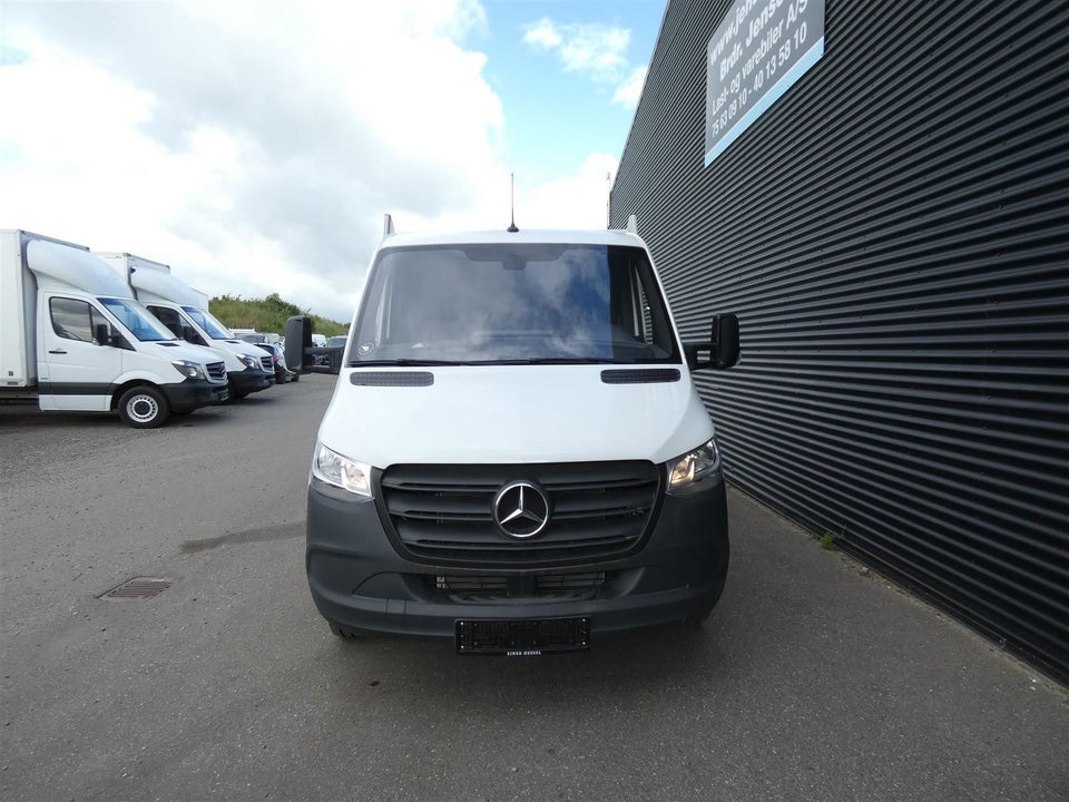 Mercedes Sprinter 317 2,0 CDi A2 Chassis aut. RWD 2d