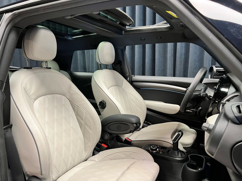 MINI Cooper SE Yours Trim 3d