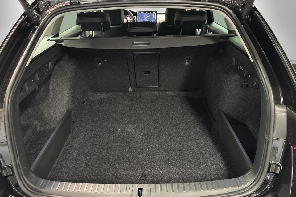 Skoda Octavia 1,5 eTSi 150 Selection Combi DSG 5d