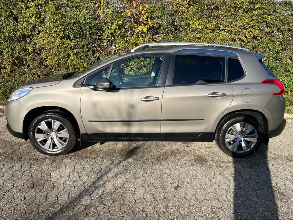 Peugeot 2008 1,2 VTi 82 Allure 5d