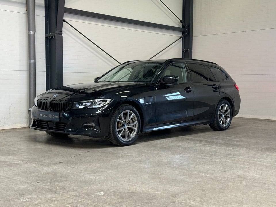 BMW 330e 2,0 Touring Sport Line aut. 5d