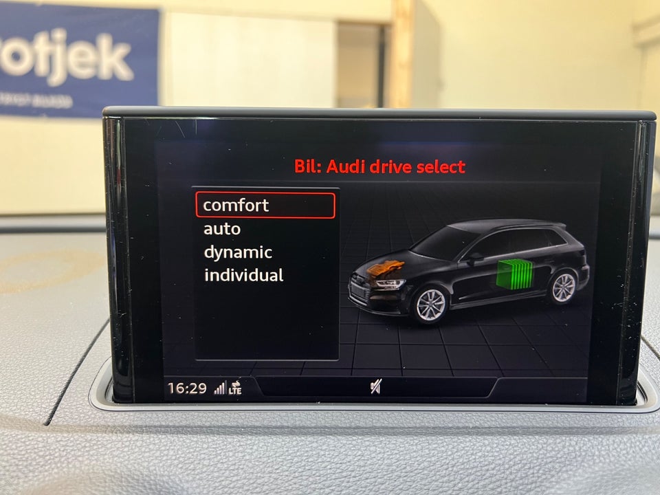 Audi A3 1,4 e-tron Sportback S-tr. 5d