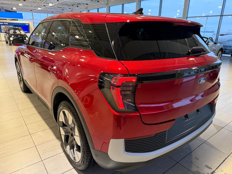 Ford Explorer 77 Premium Extended Range 5d