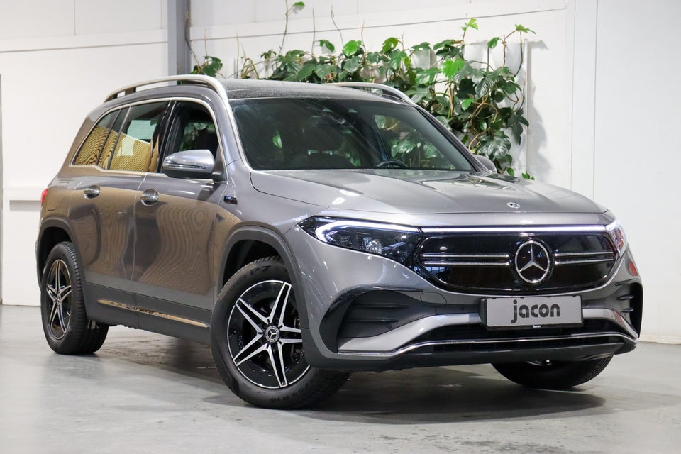 Mercedes EQB300 AMG Line 4Matic 5d