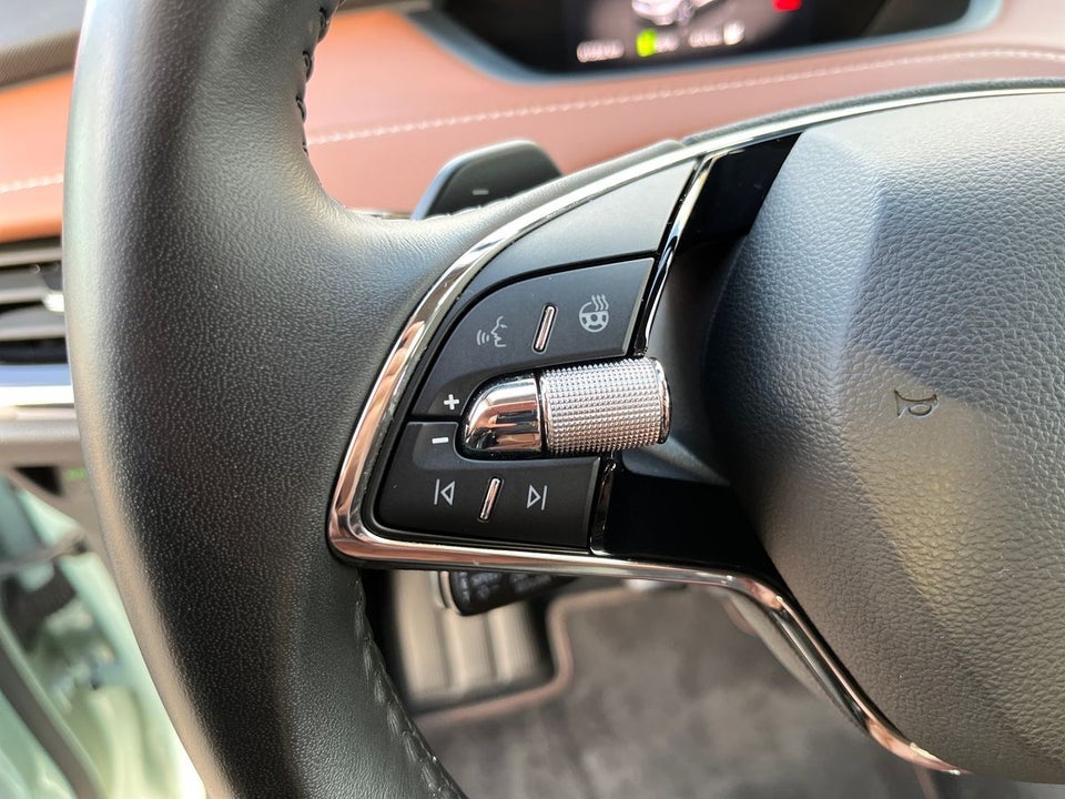 Skoda Enyaq 80 iV Suite 5d