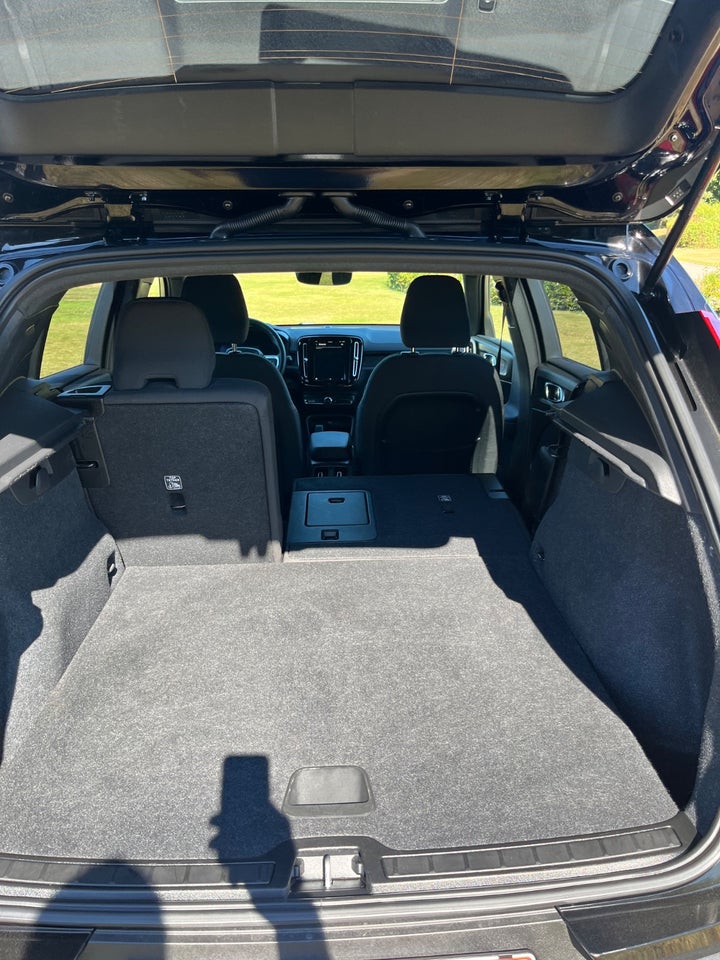 Volvo XC40 ReCharge Core 5d