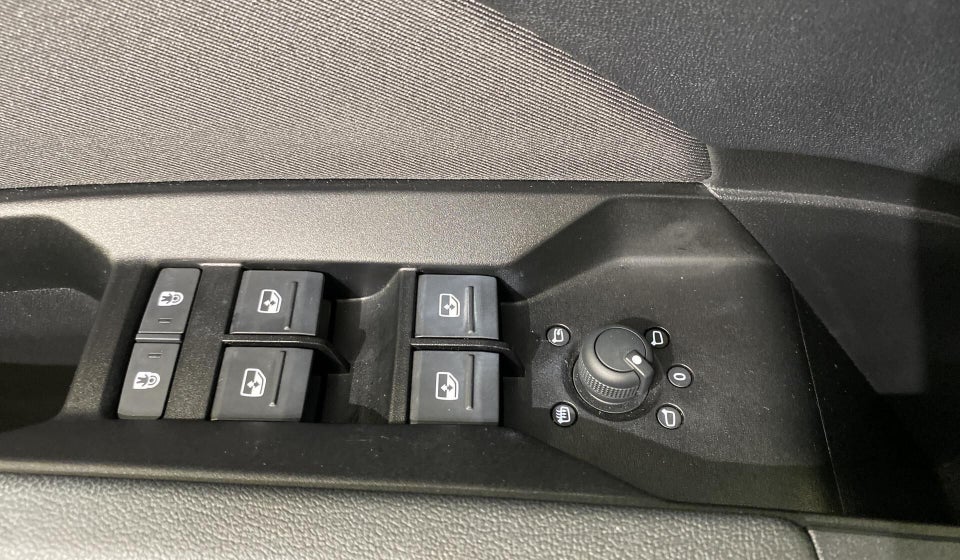 Audi Q4 e-tron 40  5d