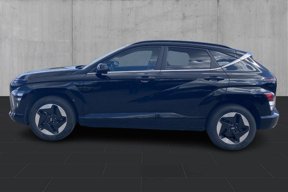 Hyundai Kona 48 EV Essential 5d