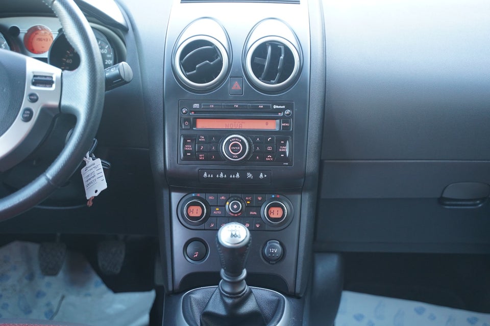 Nissan Qashqai 2,0 Acenta 4WD 5d