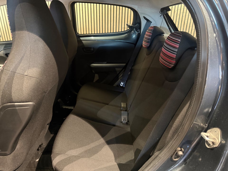Citroën C1 1,2 PureTech Feel 5d