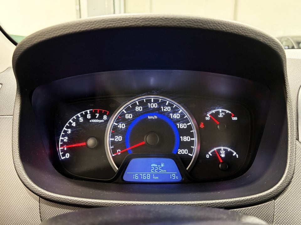 Hyundai i10 1,0 Advanced 5d