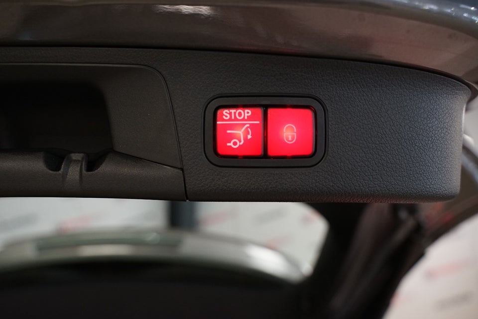 Mercedes EQA300 Electric Art 4Matic 5d