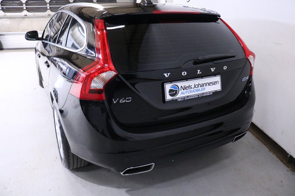 Volvo V60 2,0 D4 190 Summum Eco aut. 5d