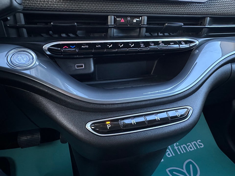 Fiat 500e 42 la Prima by Bocelli 3+1 4d