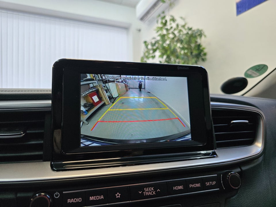 Kia Ceed 1,6 CRDi 136 Attraction SW 5d