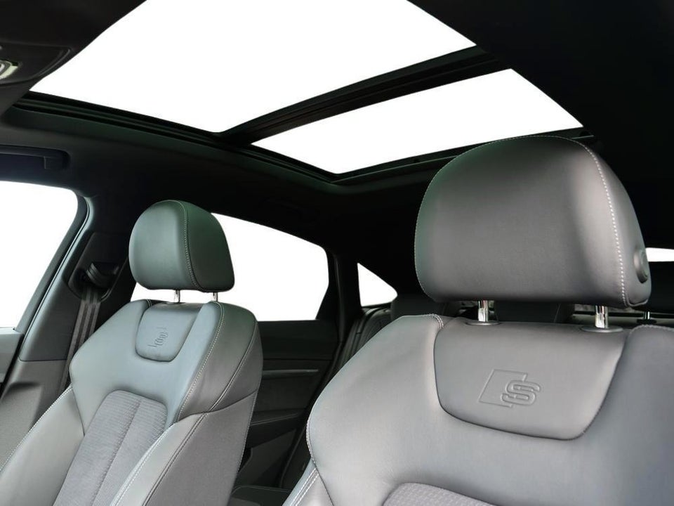 Audi Q8 e-tron 55 S-line Sportback quattro 5d