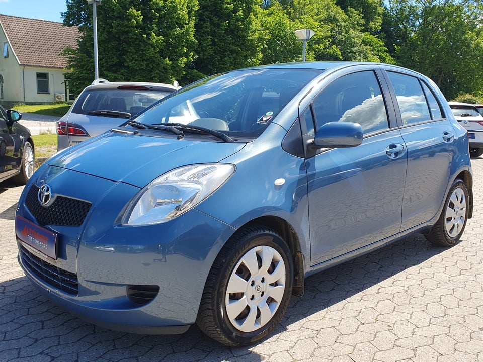 Toyota Yaris 1,3 Luna 5d